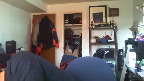 hobbes80 online show from 31, 12, 2024