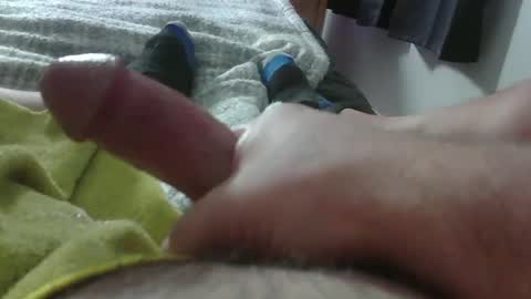 Snapshot of hockey911a chatting on 15, 12, 2024 hockey911a online show from 15, 12, 2024