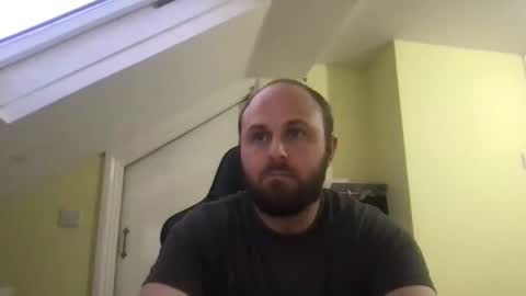 hockeyboy230425 online show from 14, 12, 2025