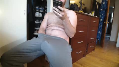 Hockey Player online show from 10, 12, 2024