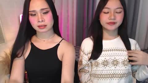 Snapshot of hoelymolly chatting on 13, 3, 2026 hoelymolly online show from 13, 3, 2026