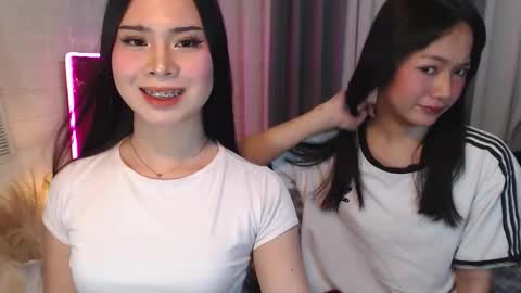 Snapshot of hoelymolly chatting on 21, 3, 2026 hoelymolly online show from 21, 3, 2026
