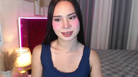 Snapshot of hoelymolly chatting on 10, 4, 2026 hoelymolly online show from 10, 4, 2026