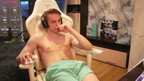 Extaz  Athrey  Howard online show from 8, 11, 2025