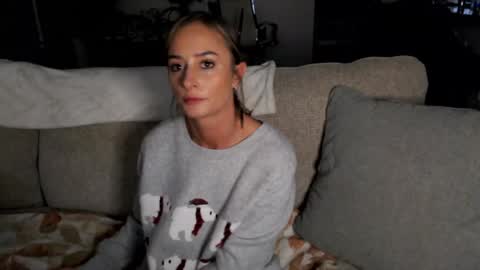 Holi Hurricane online show from 20, 12, 2024