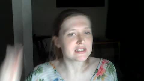Snapshot of holistic_woman chatting on 2, 7, 2026 holistic_woman online show from 2, 7, 2026