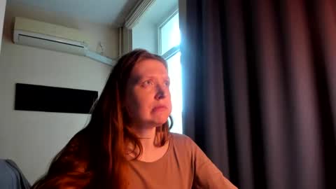 Snapshot of holistic_woman chatting on 3, 8, 2026 holistic_woman online show from 3, 8, 2026
