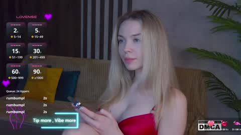 Snapshot of holl1would chatting on 3, 2, 2025 My social media links subscribe to support me online show from 3, 2, 2025