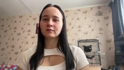 Snapshot of holleyburgees chatting on 3, 3, 2026 I am Mary ntmu Lets hit 10 Thumbs Up together We are almost done online show from 3, 3, 2026