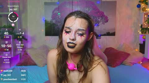 Snapshot of hollisbelch chatting on 30, 12, 2024 Lux online show from 30, 12, 2024