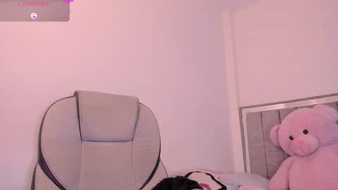 holly_16 online show from 17, 3, 2026