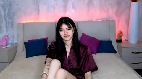 Holly online show from 19, 5, 2026