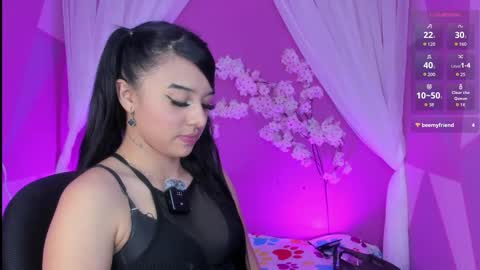 Snapshot of holly_bms chatting on 13, 9, 2025 Holly online show from 13, 9, 2025