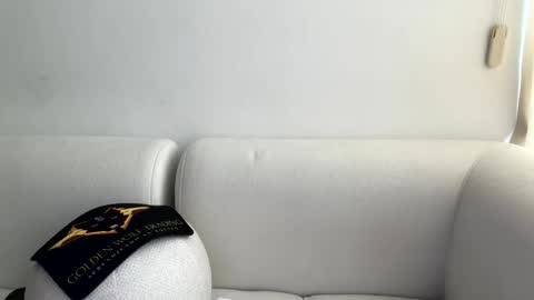 Snapshot of hollykoff chatting on 26, 3, 2026 space online show from 26, 3, 2026