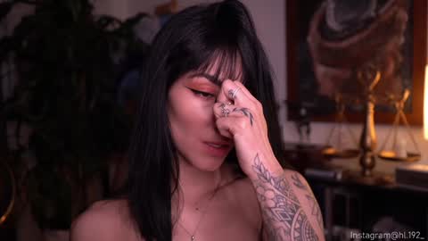 Snapshot of hollylinder_ chatting on 18, 1, 2025 Holly Linder online show from 18, 1, 2025