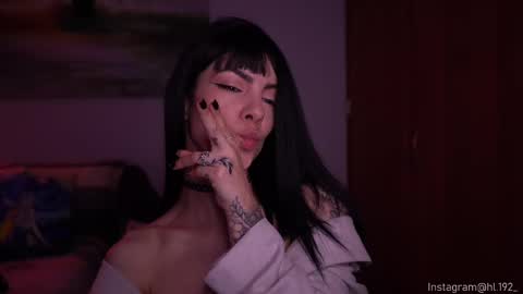 Snapshot of hollylinder_ chatting on 22, 2, 2025 Holly Linder online show from 22, 2, 2025
