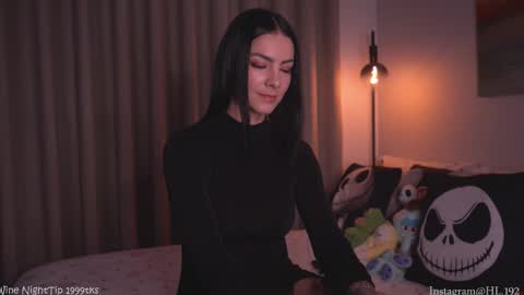 Snapshot of hollylinder_ chatting on 4, 10, 2025 Holly Linder online show from 4, 10, 2025