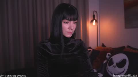 Holly Linder online show from 17, 1, 2026