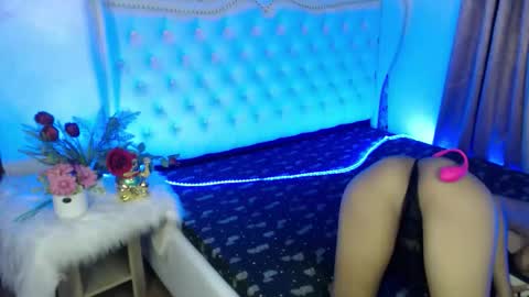 Snapshot of hollysugarxx chatting on 7, 10, 2025 STACEYY XX online show from 7, 10, 2025