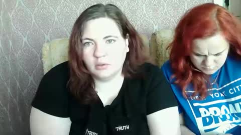 HollyXEva online show from 14, 5, 2026