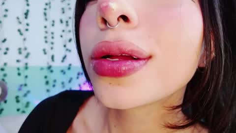 holly online show from 14, 12, 2024