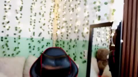 holly online show from 3, 1, 2025