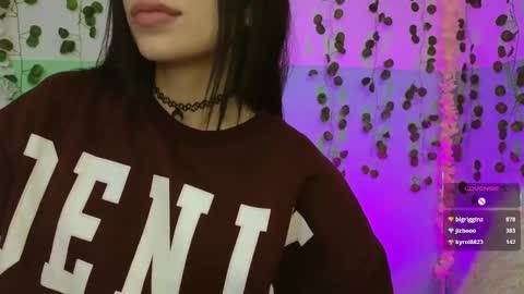 holly online show from 30, 1, 2025