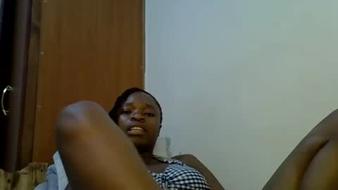 holy_ebony online show from 11, 5, 2026