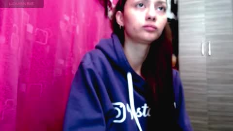 Snapshot of holy_juli2 chatting on 6, 1, 2026 Juli online show from 6, 1, 2026