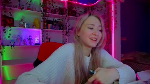 Snapshot of holy_rumi chatting on 8, 10, 2025 Rumi online show from 8, 10, 2025