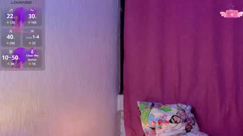 Snapshot of holy_taby_ chatting on 3, 1, 2025 online show from 3, 1, 2025
