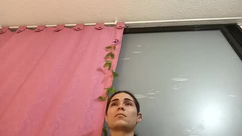 Snapshot of holy_taby_ chatting on 10, 1, 2025 online show from 10, 1, 2025