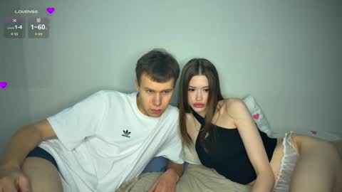 Snapshot of holybabe342 chatting on 4, 12, 2025 Vio online show from 4, 12, 2025