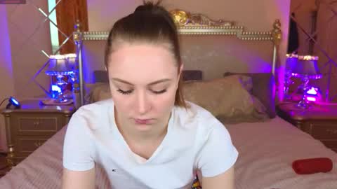 holybabydoll online show from 13, 11, 2025