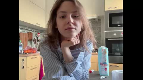 dori not holy get my tg channel with link from description under last photo online show from 16, 12, 2025