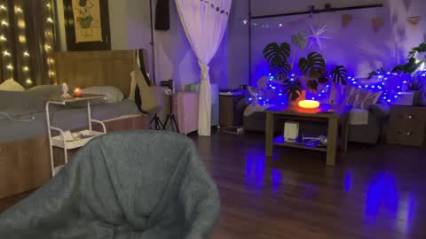 dori not holy get my tg channel with link from description under last photo online show from 1, 4, 2026