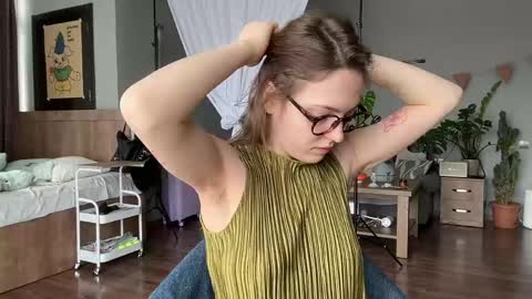 Snapshot of holydori chatting on 24, 4, 2026 dori not holy get my tg channel with link from description under last photo online show from 24, 4, 2026