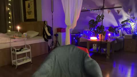 Snapshot of holydori chatting on 16, 5, 2026 dori not holy get my tg channel with link from description under last photo online show from 16, 5, 2026