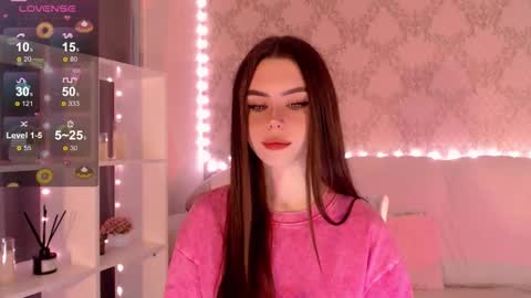 Mia online show from 17, 9, 2025