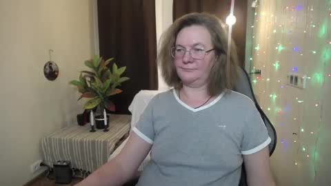 holymilfa online show from 26, 1, 2025