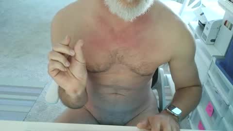 Snapshot of holymoses8 chatting on 24, 4, 2026 holymoses8 online show from 24, 4, 2026