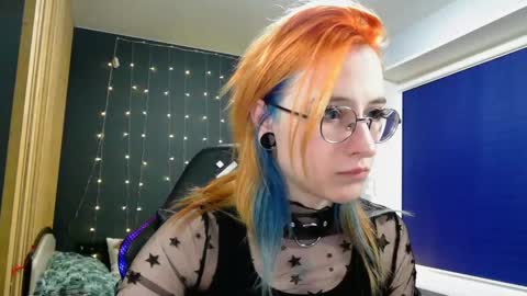 Snapshot of honelin chatting on 26, 12, 2024 Honelints boyblonde hair AsterMIntfemboybrown hair online show from 26, 12, 2024