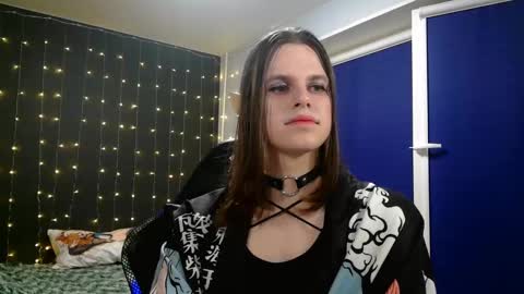 Snapshot of honelin chatting on 8, 1, 2025 Honelints boyblonde hair AsterMIntfemboybrown hair online show from 8, 1, 2025