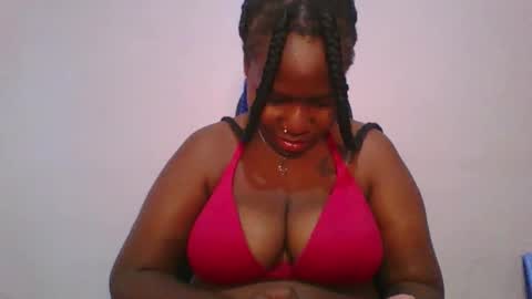 honey_beb online show from 18, 11, 2025