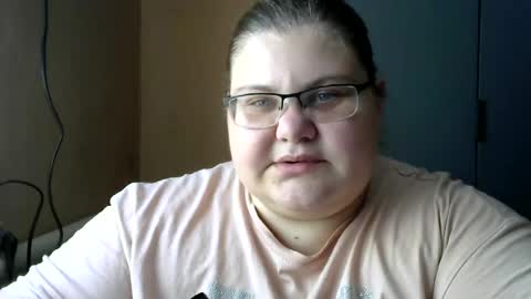 Snapshot of honey_bunny_x chatting on 28, 6, 2026 Bunny online show from 28, 6, 2026