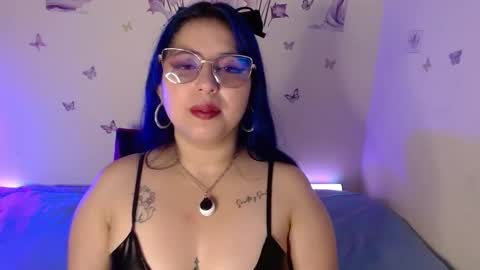 Snapshot of honey_buns_1 chatting on 16, 9, 2025 mimi online show from 16, 9, 2025