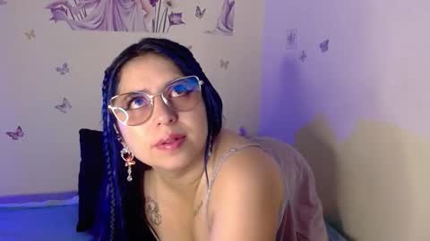 Snapshot of honey_buns_1 chatting on 30, 9, 2025 mimi online show from 30, 9, 2025