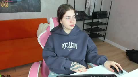 Honey online show from 19, 4, 2026