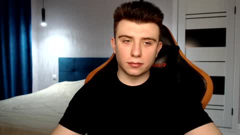 Snapshot of honey_furry chatting on 26, 12, 2024 Wolfy online show from 26, 12, 2024