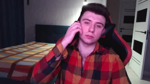 Snapshot of honey_furry chatting on 27, 2, 2025 Wolfy online show from 27, 2, 2025